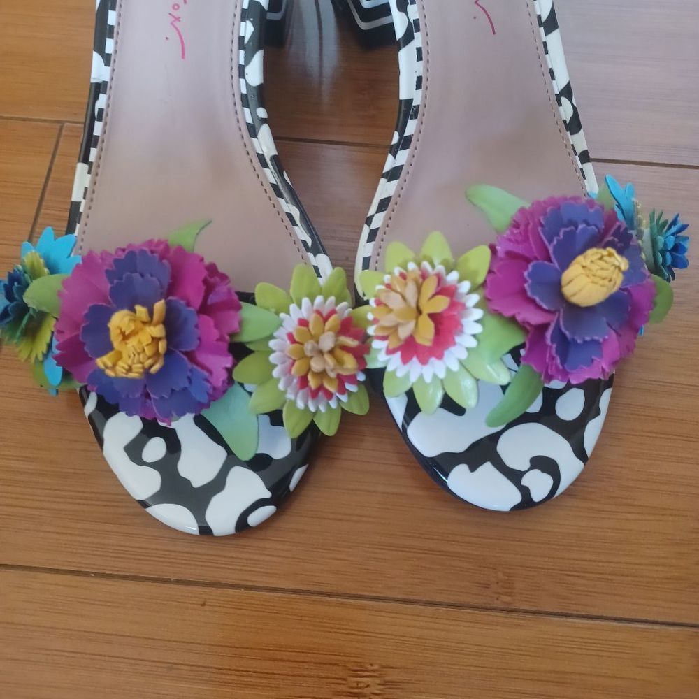 Betsey Johnson INDY Floral Sandals